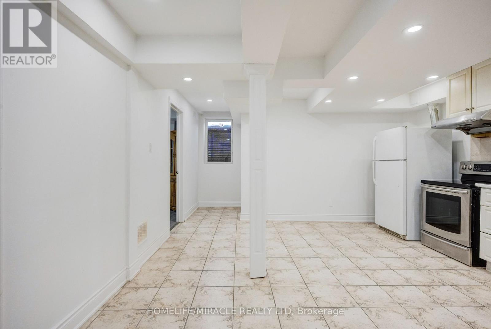 98 Speedwell Street, Brampton, Ontario  L6X 5H1 - Photo 10 - W12838522