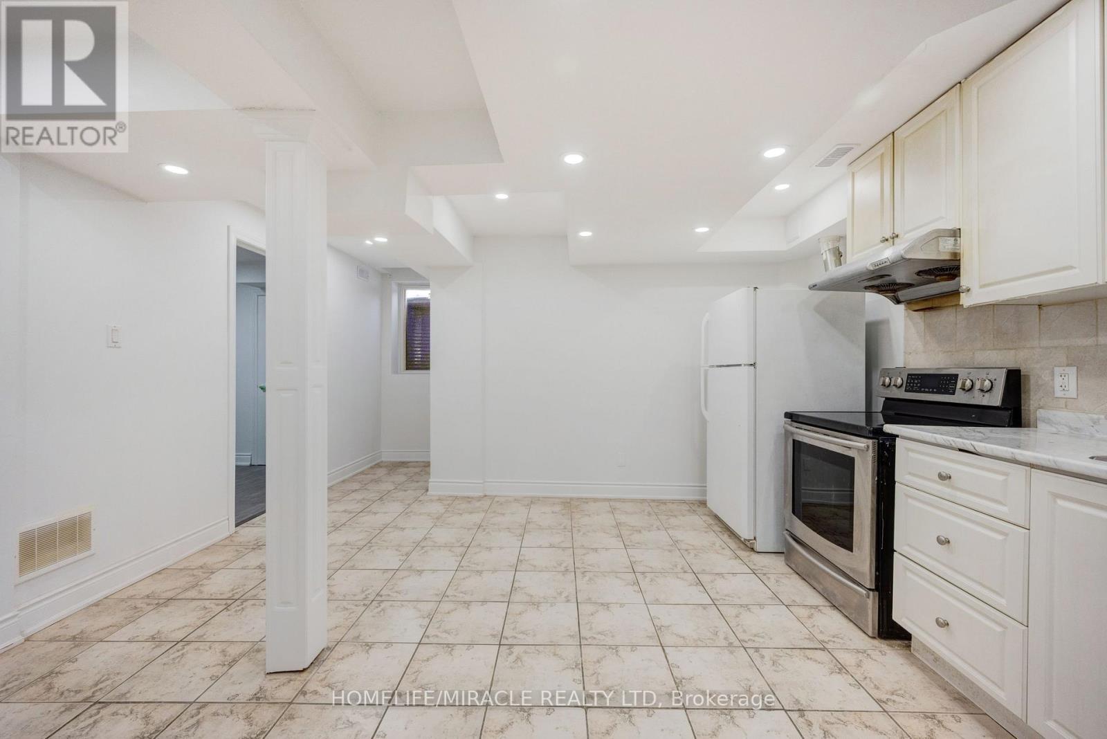 98 Speedwell Street, Brampton, Ontario  L6X 5H1 - Photo 6 - W12838522