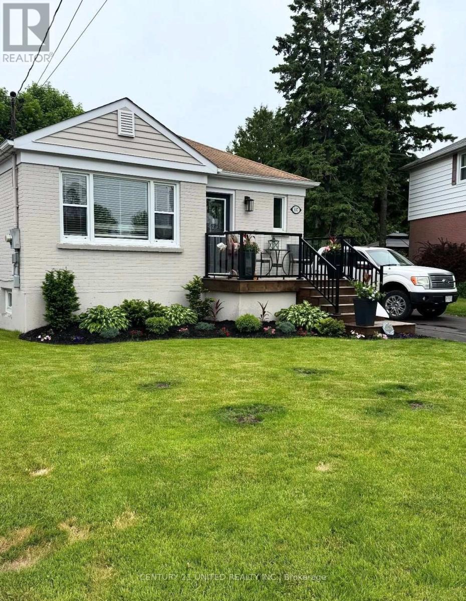 537 Shirley Street, Cobourg, Ontario  K9A 2A4 - Photo 2 - X12857394