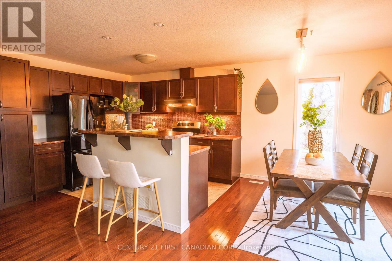 1 - 582 Hyde Park Road, London North, Ontario  N6H 3S1 - Photo 10 - X12842030