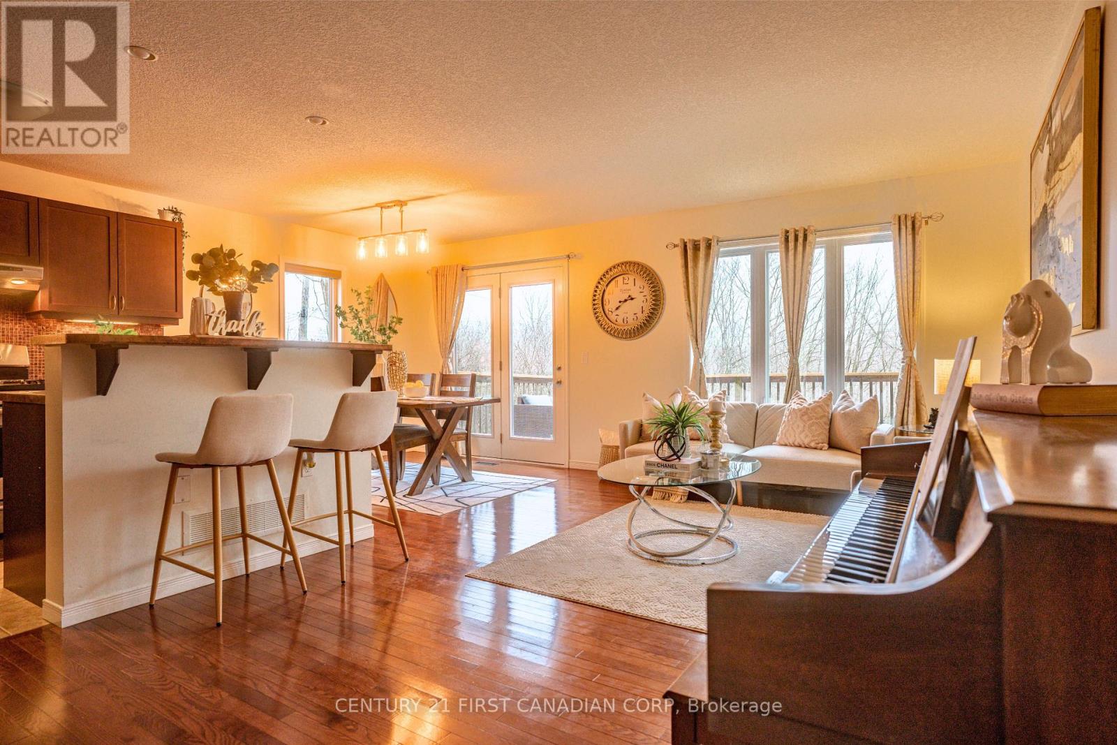 1 - 582 Hyde Park Road, London North, Ontario  N6H 3S1 - Photo 9 - X12842030