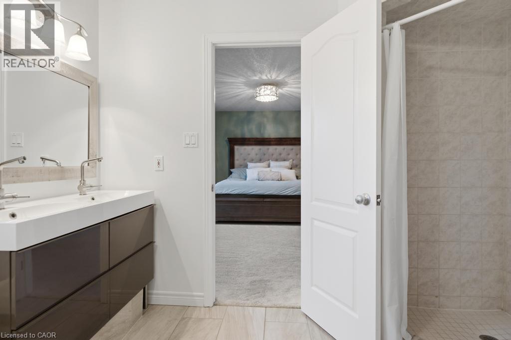 7 Vidal Court, Grimsby, Ontario  L3M 5R8 - Photo 17 - 40810267