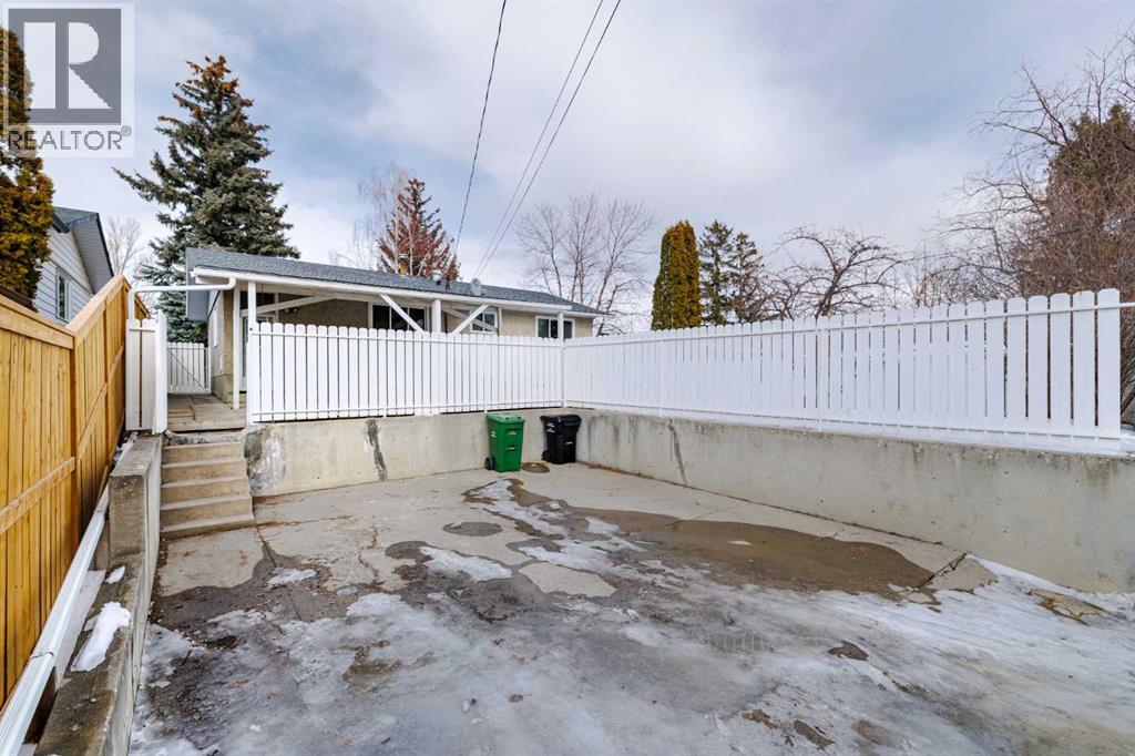 1007 Hunterston Place Nw, Calgary, Alberta  T2K 4N5 - Photo 44 - A2287224