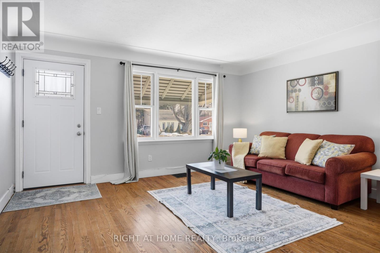 151 Hale Street, London East, Ontario  N5W 1E5 - Photo 3 - X12857688