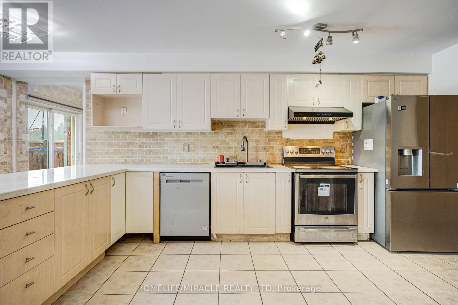 18 Vintage Gate, Brampton, Ontario  L6X 5C4 - Photo 14 - W12799722