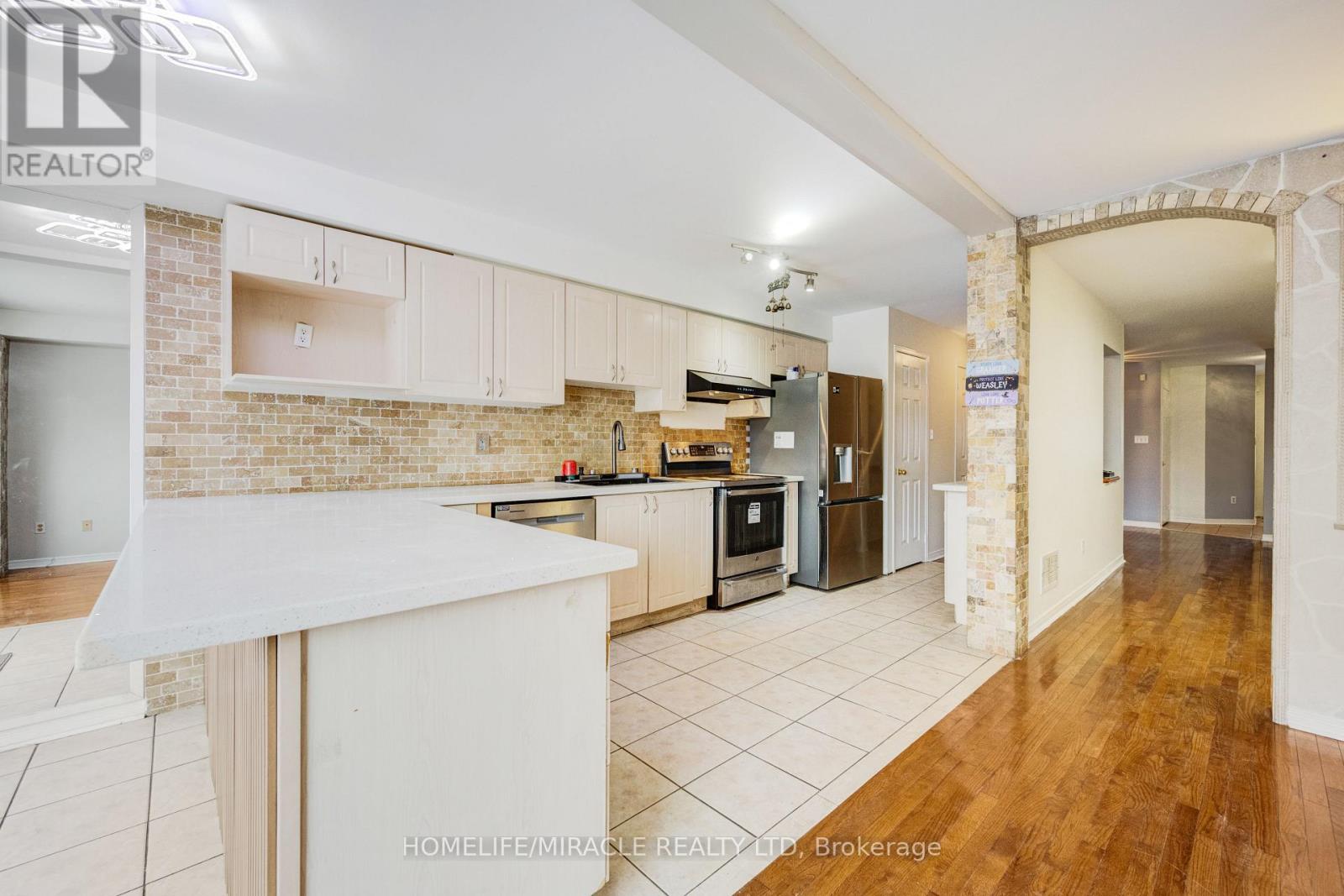 18 Vintage Gate, Brampton, Ontario  L6X 5C4 - Photo 12 - W12799722