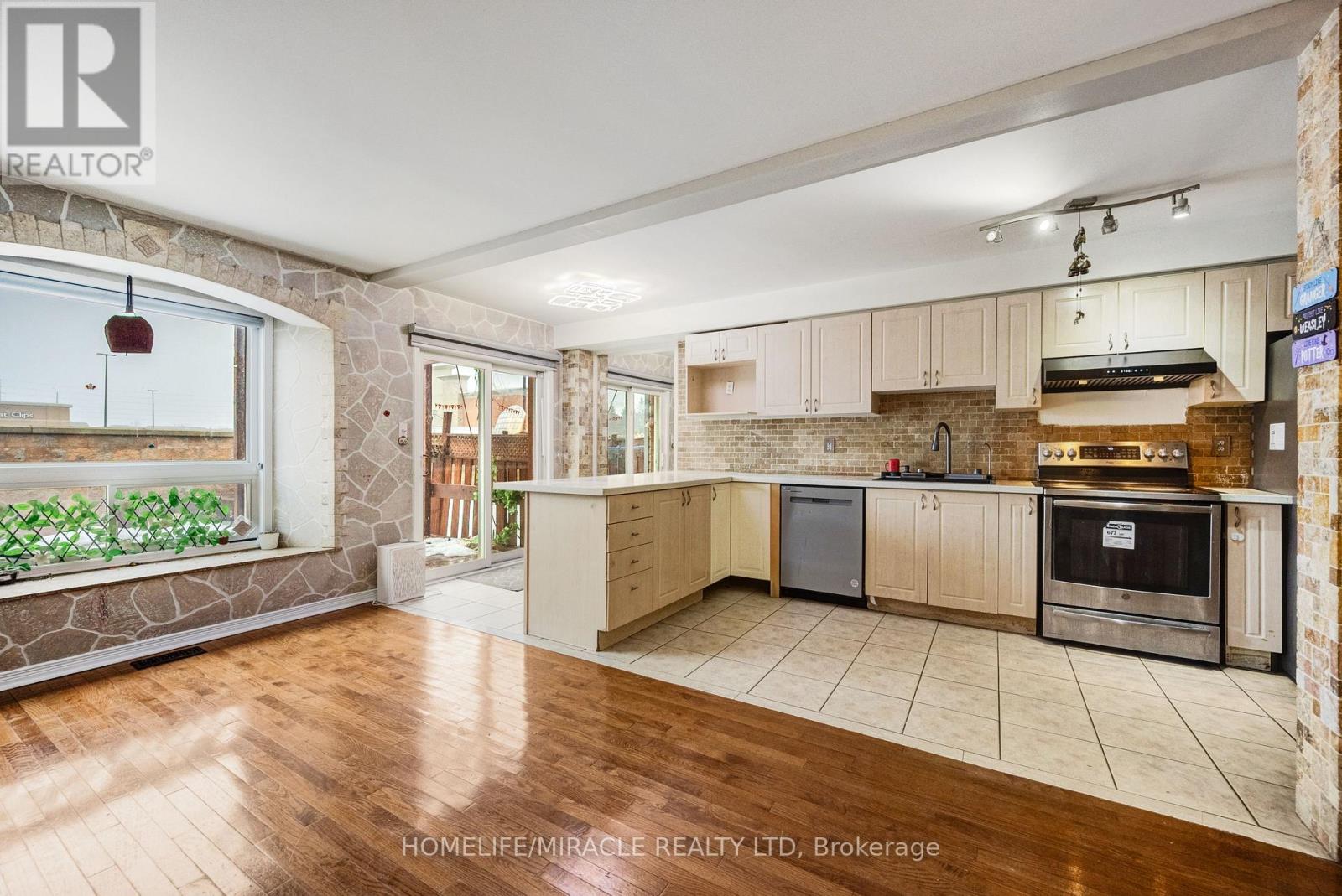 18 Vintage Gate, Brampton, Ontario  L6X 5C4 - Photo 19 - W12799722