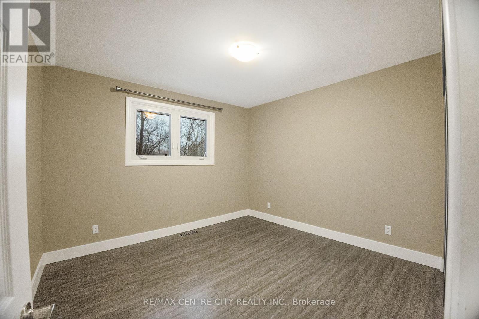 637 Jason Crescent, London South, Ontario  N6J 3E5 - Photo 15 - X12857624