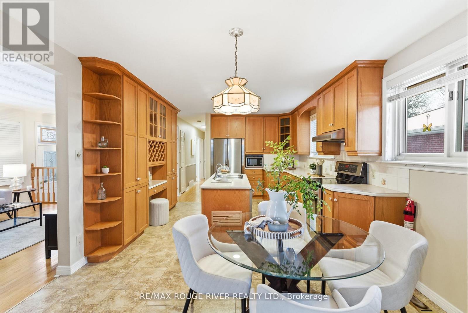 419 Cochrane Street, Whitby (Downtown Whitby), Ontario  L1N 5J6 - Photo 10 - E12857758