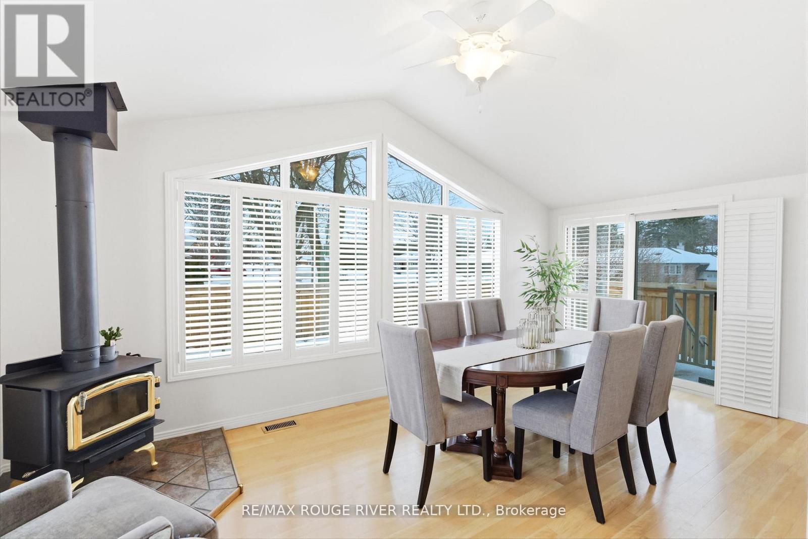 419 Cochrane Street, Whitby (Downtown Whitby), Ontario  L1N 5J6 - Photo 17 - E12857758