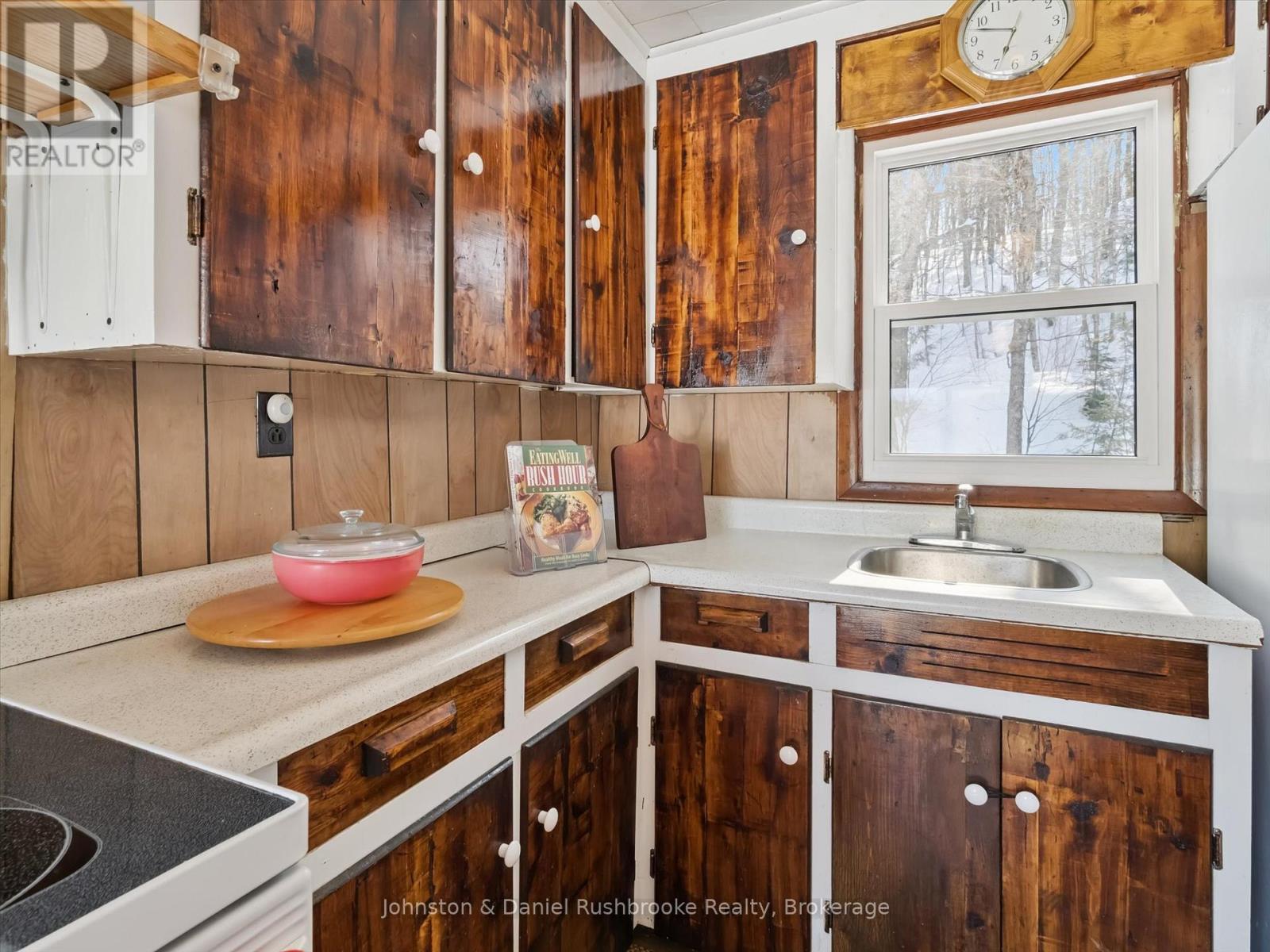 1020 Gordonier Lk Rd Pine, Bracebridge, Ontario  P1L 1X3 - Photo 11 - X12857798