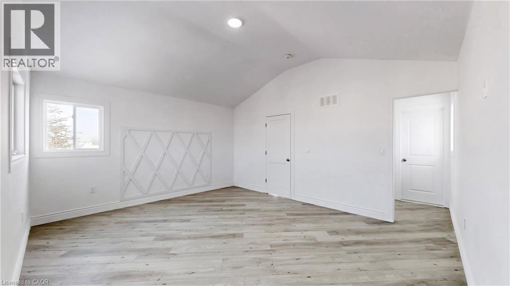 85 Albany Avenue, Hamilton, Ontario  L8H 2H4 - Photo 14 - 40801344