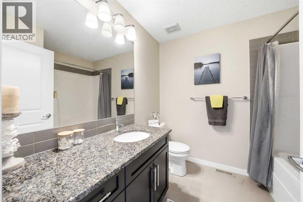 125 Fireside Cove, Cochrane, Alberta  T4C 0X4 - Photo 16 - A2288800