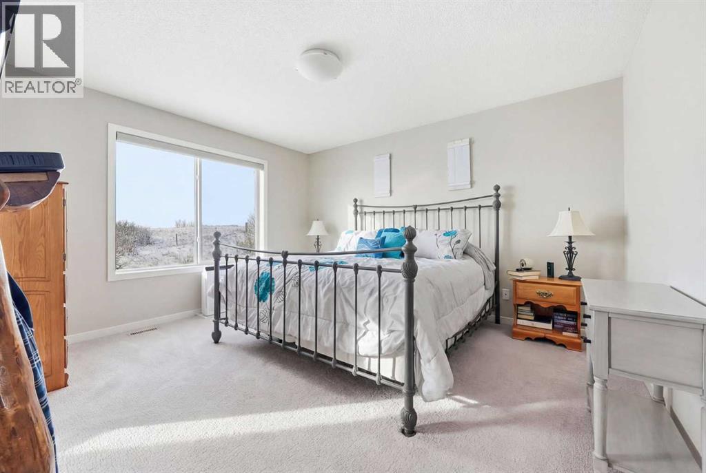 125 Fireside Cove, Cochrane, Alberta  T4C 0X4 - Photo 17 - A2288800