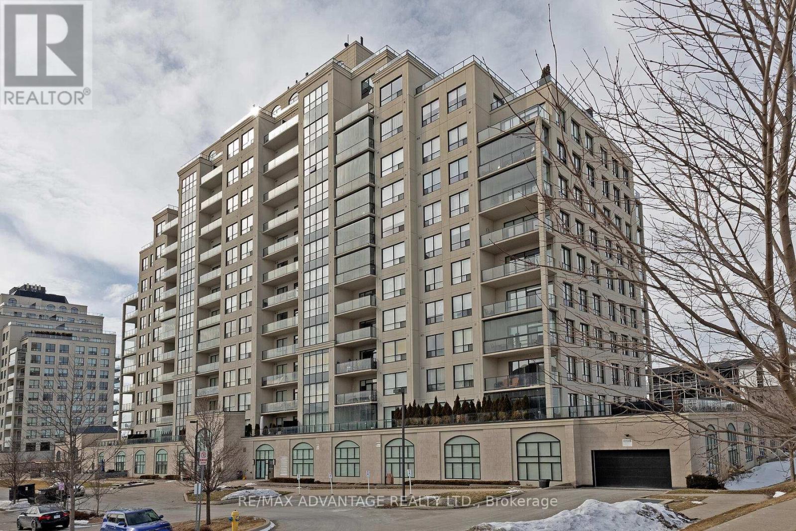 901 - 240 Villagewalk Boulevard, London North, Ontario  N6G 0P6 - Photo 2 - X12857760