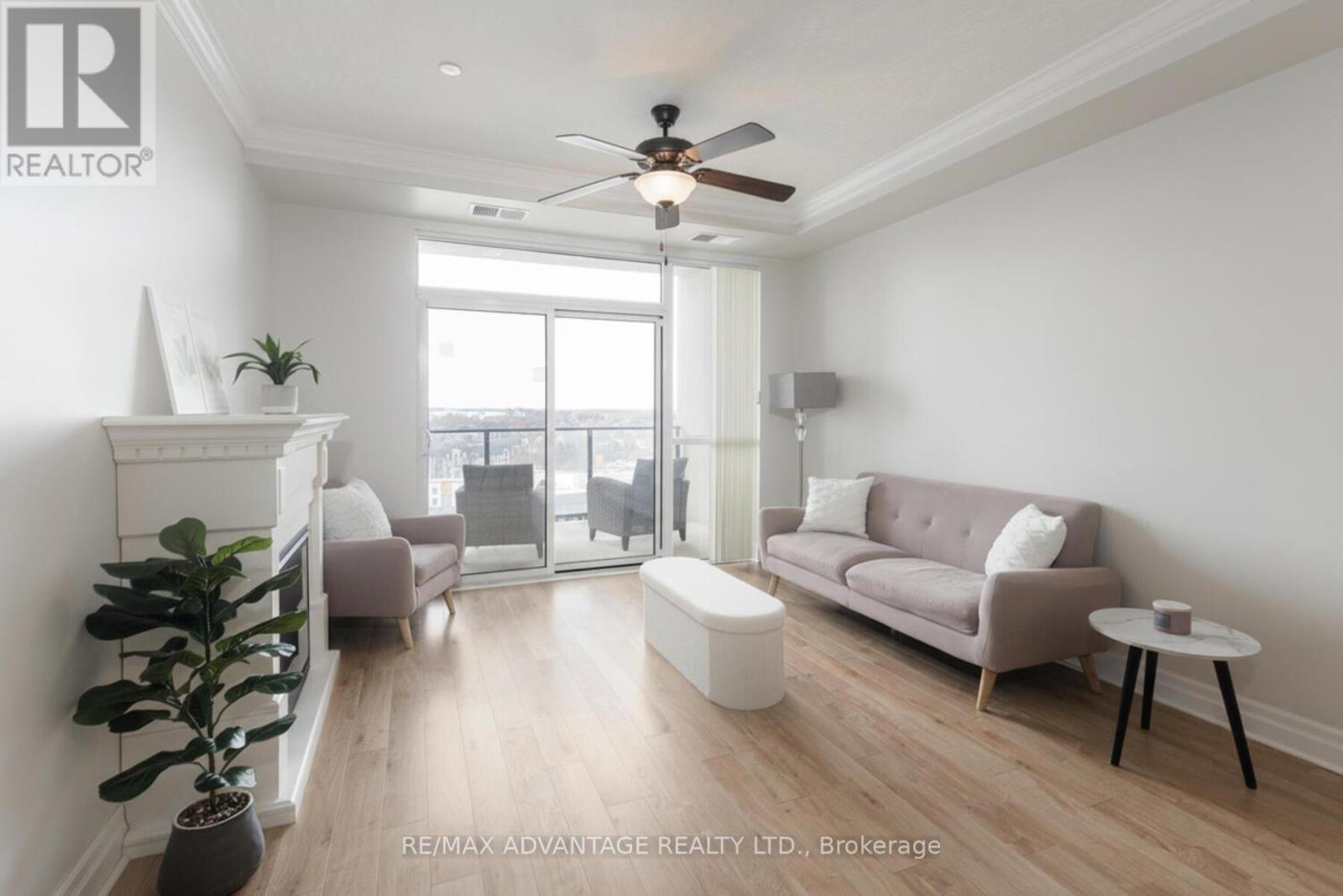 901 - 240 Villagewalk Boulevard, London North, Ontario  N6G 0P6 - Photo 6 - X12857760