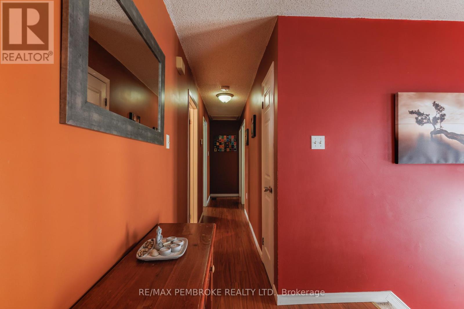 11 Craig Place, Petawawa, Ontario  K8H 3L4 - Photo 18 - X12857808