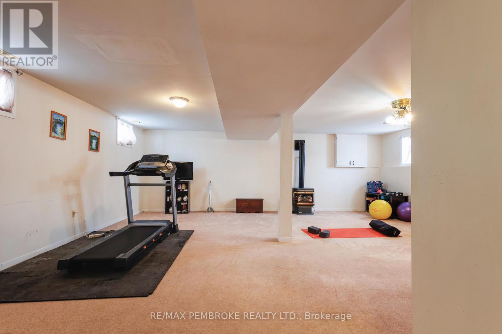 11 Craig Place, Petawawa, Ontario  K8H 3L4 - Photo 32 - X12857808