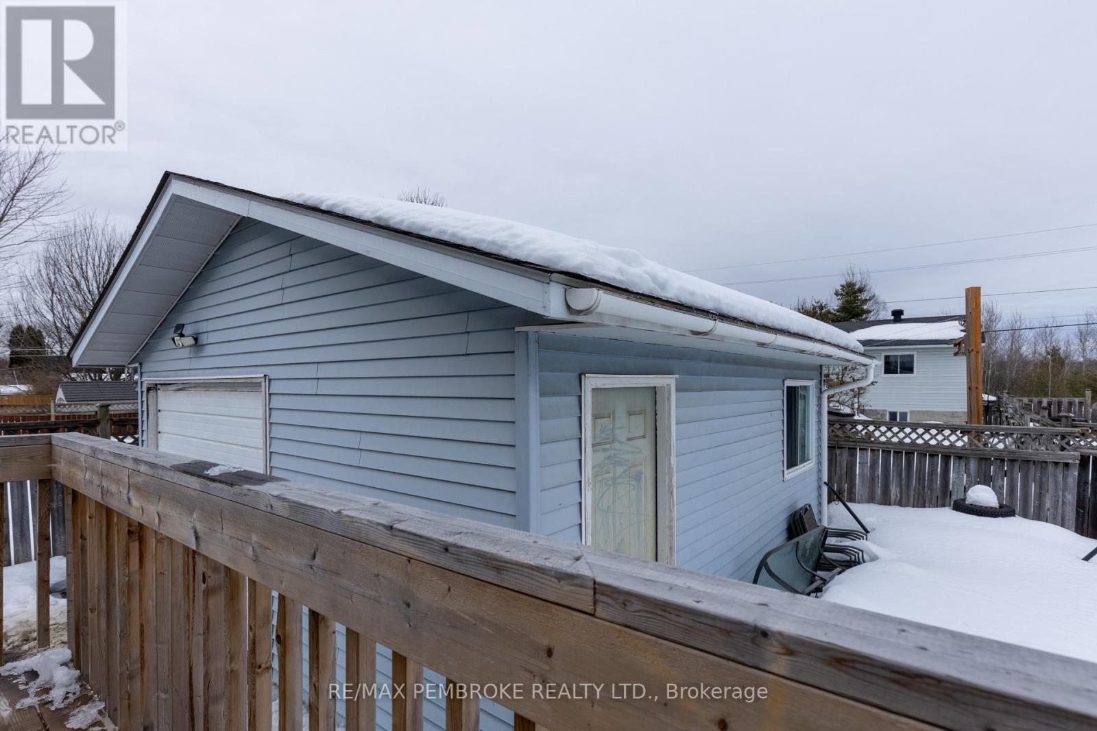 11 Craig Place, Petawawa, Ontario  K8H 3L4 - Photo 39 - X12857808