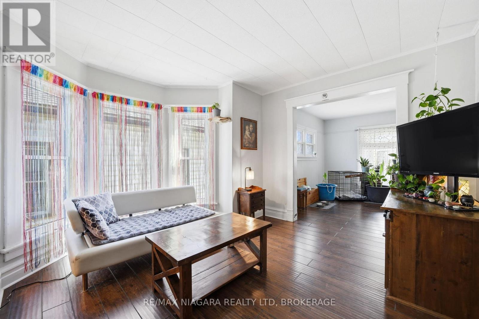 4919 Huron Street, Niagara Falls, Ontario  L2E 2J4 - Photo 4 - X12857786