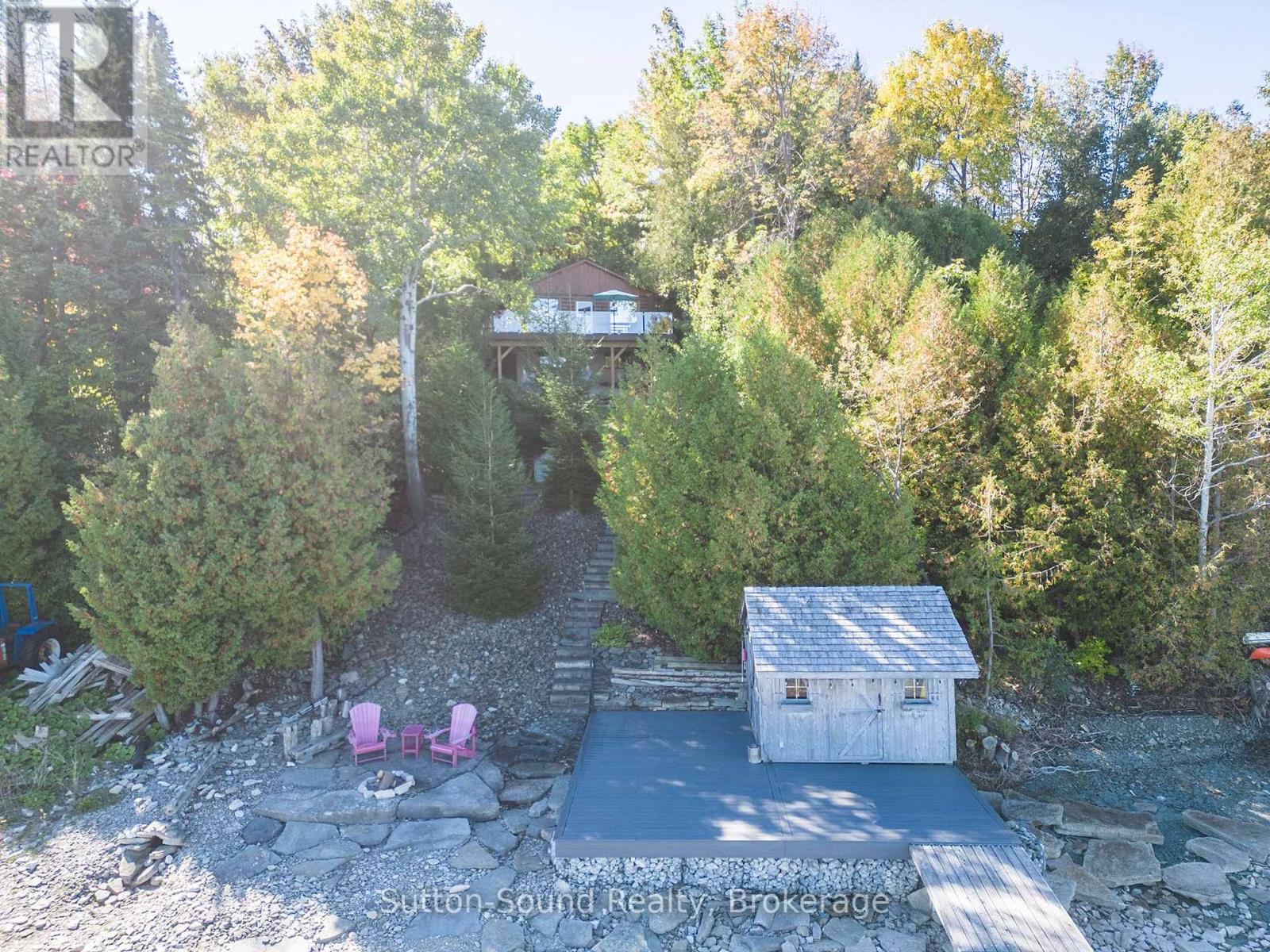 103 Ivy Drive, Georgian Bluffs, Ontario  N0H 2T0 - Photo 35 - X12436779