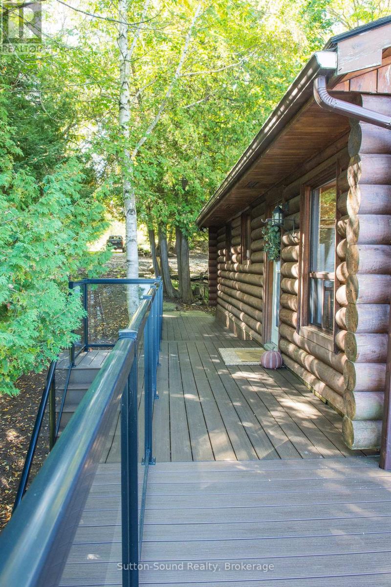 103 Ivy Drive, Georgian Bluffs, Ontario  N0H 2T0 - Photo 6 - X12436779