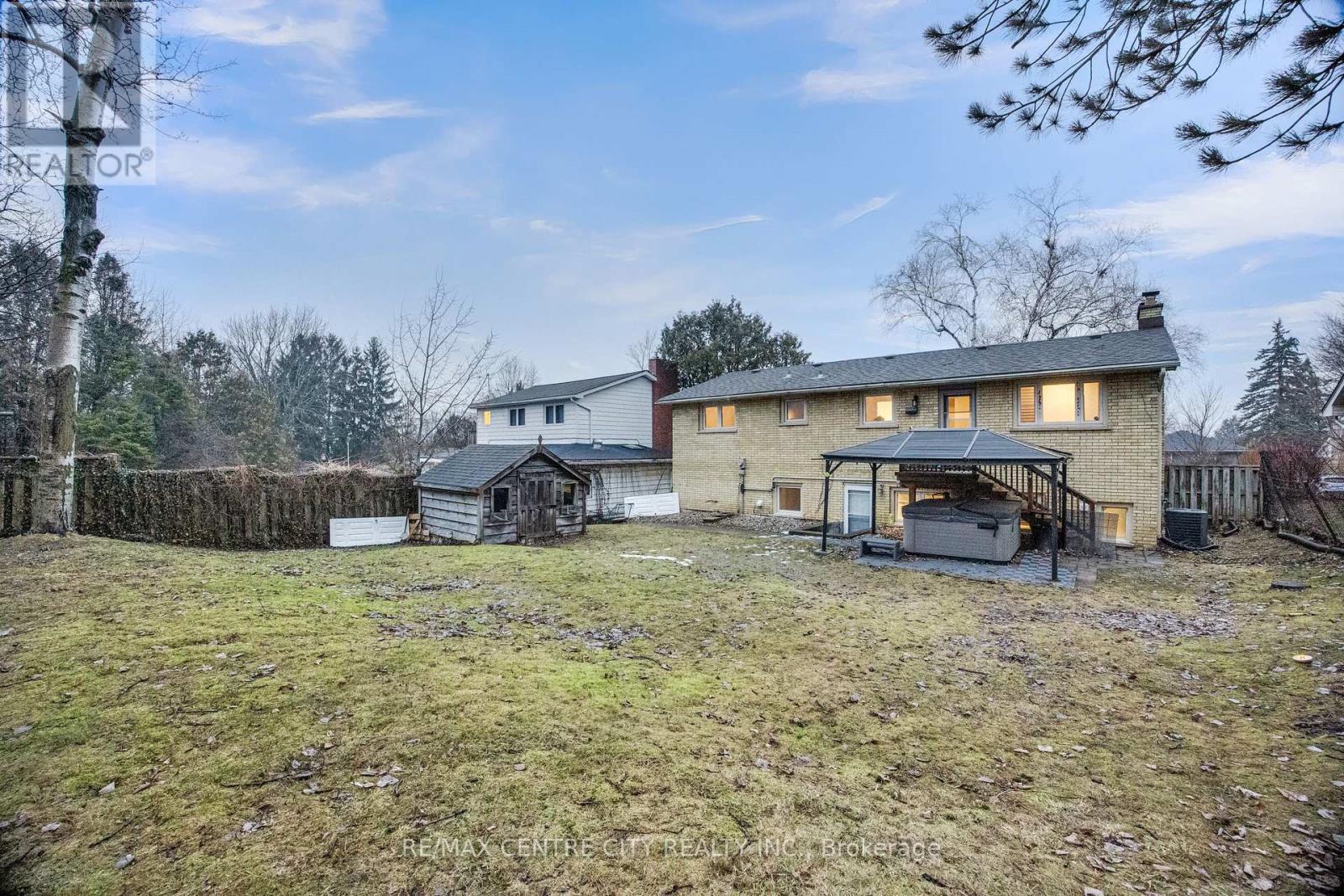 637 Jason Crescent, London South (South O), Ontario  N6J 3E5 - Photo 45 - X12857624