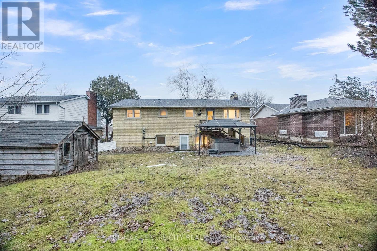 637 Jason Crescent, London South (South O), Ontario  N6J 3E5 - Photo 39 - X12857624