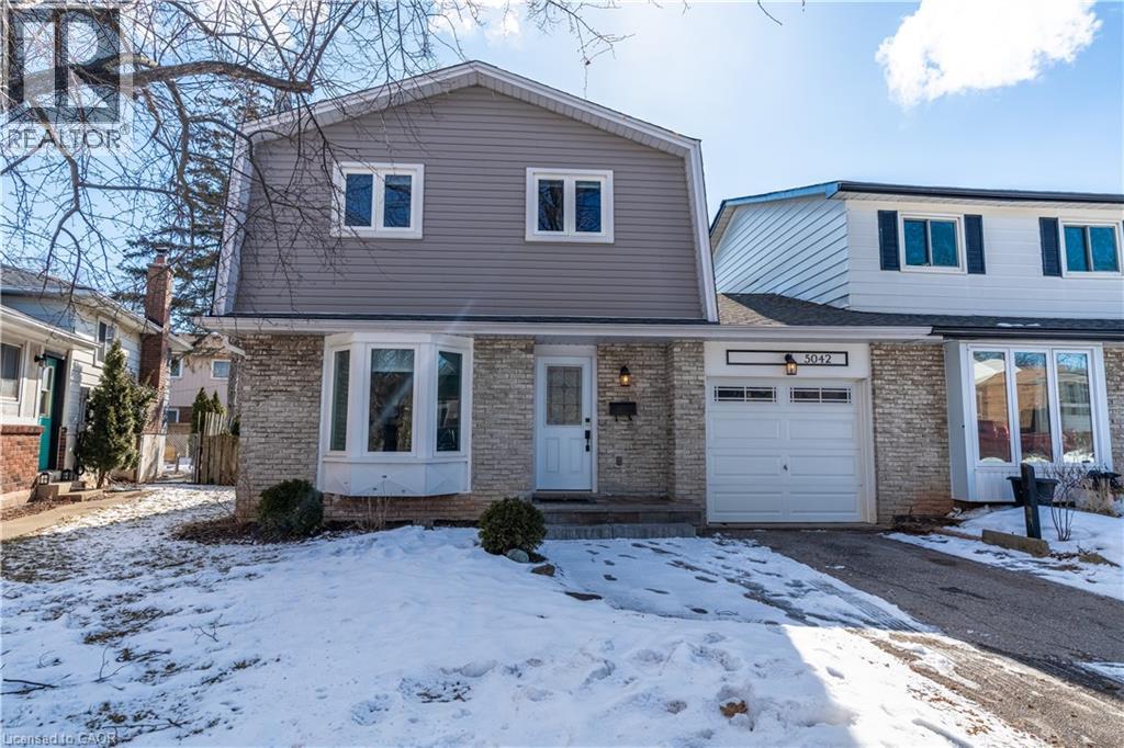 5042 BRADY Avenue, Burlington, Ontario