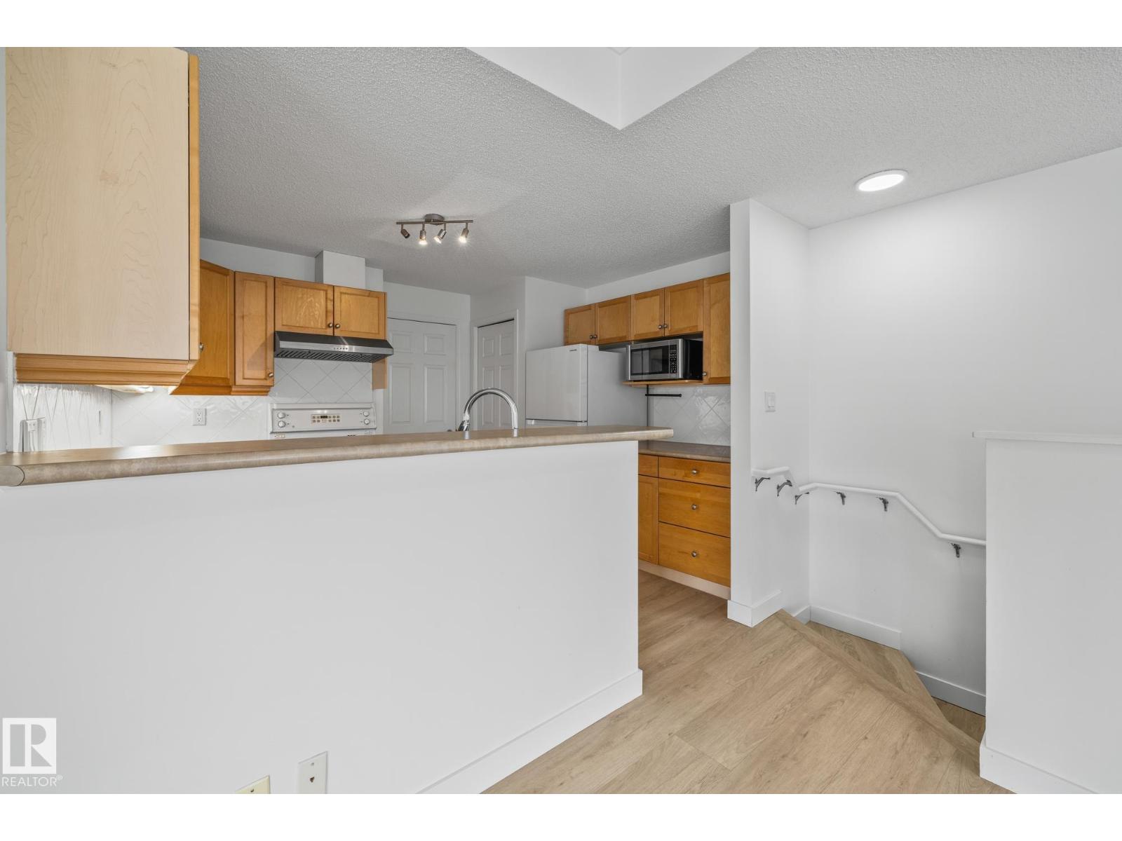 #2 1179 Summerside Dr Sw, Edmonton, Alberta  T6X 1K1 - Photo 7 - E4476384