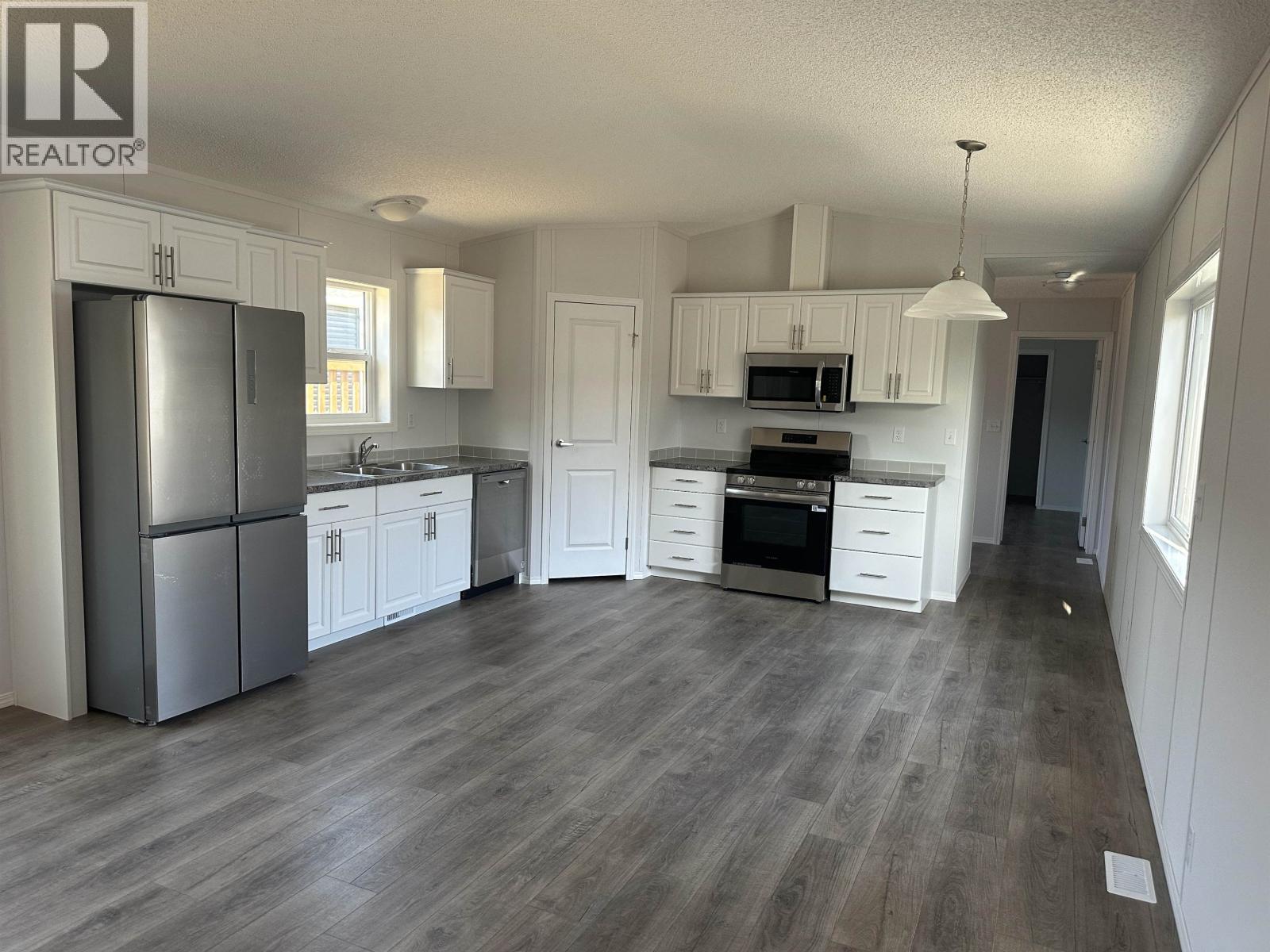 10355 101 Street, Taylor, British Columbia  V0C 2K0 - Photo 5 - R3048794