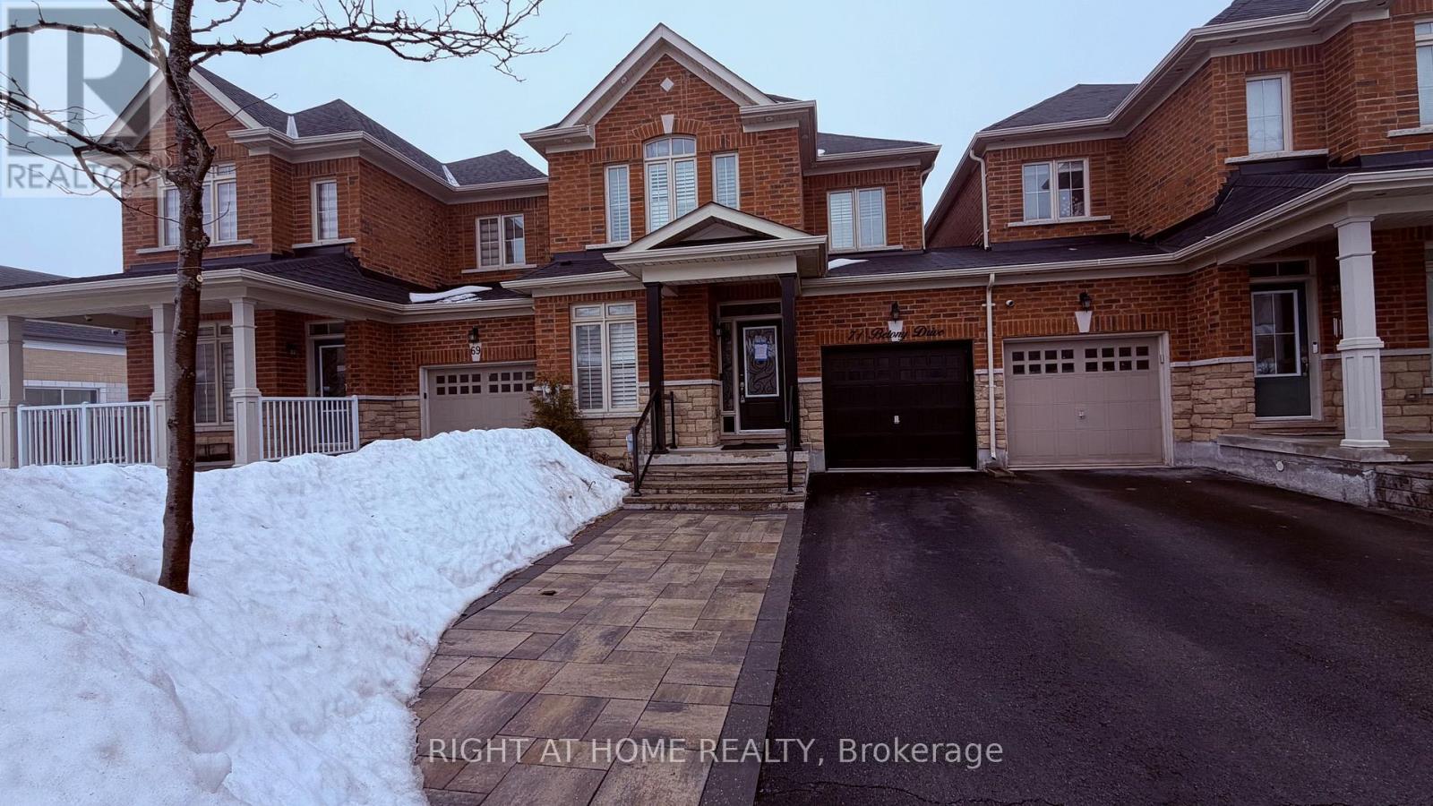 71 BETONY DRIVE, Richmond Hill, Ontario