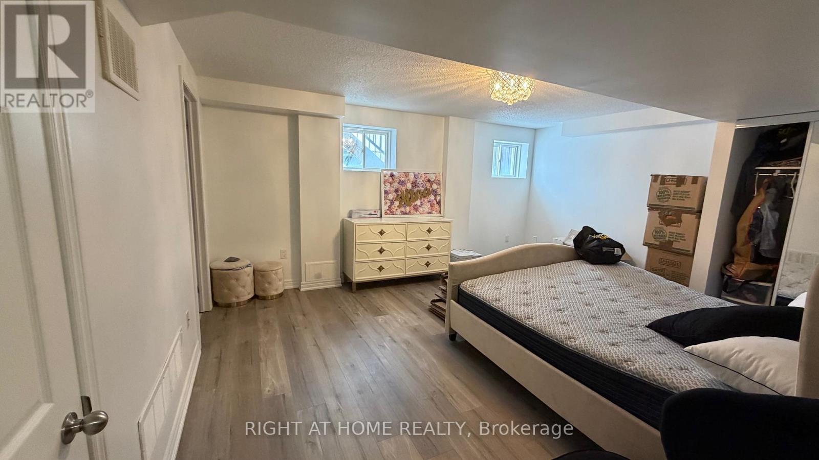 71 Betony Drive, Richmond Hill, Ontario  L4E 0V6 - Photo 11 - N12857734