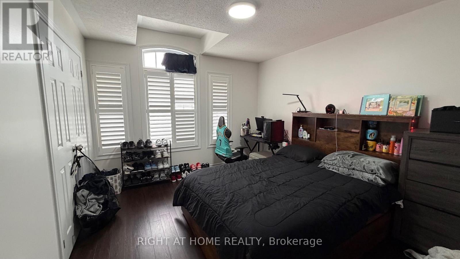 71 Betony Drive, Richmond Hill, Ontario  L4E 0V6 - Photo 9 - N12857734