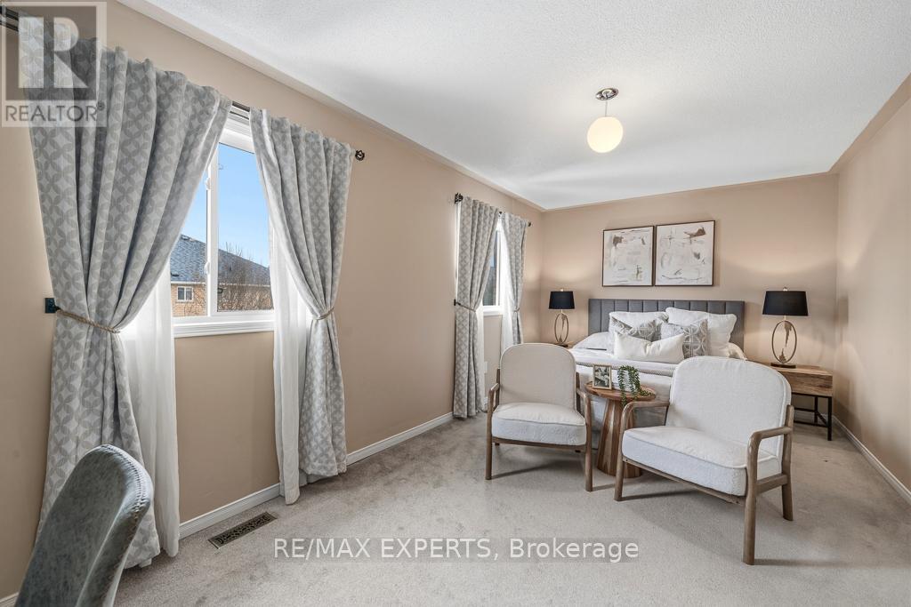 62 Colonial Crescent, Richmond Hill, Ontario  L4E 3X3 - Photo 22 - N12857766