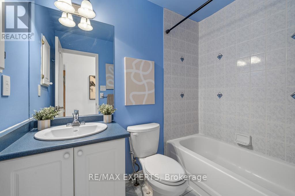 62 Colonial Crescent, Richmond Hill, Ontario  L4E 3X3 - Photo 28 - N12857766