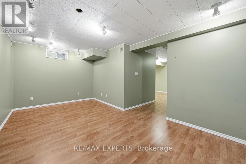 62 Colonial Crescent, Richmond Hill, Ontario  L4E 3X3 - Photo 29 - N12857766