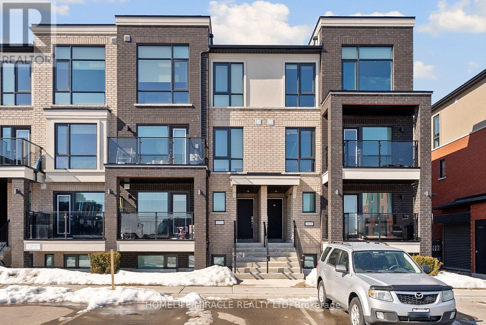 14 - 185 Veterans Drive, Brampton, Ontario  L7A 5L2 - Photo 2 - W12854620