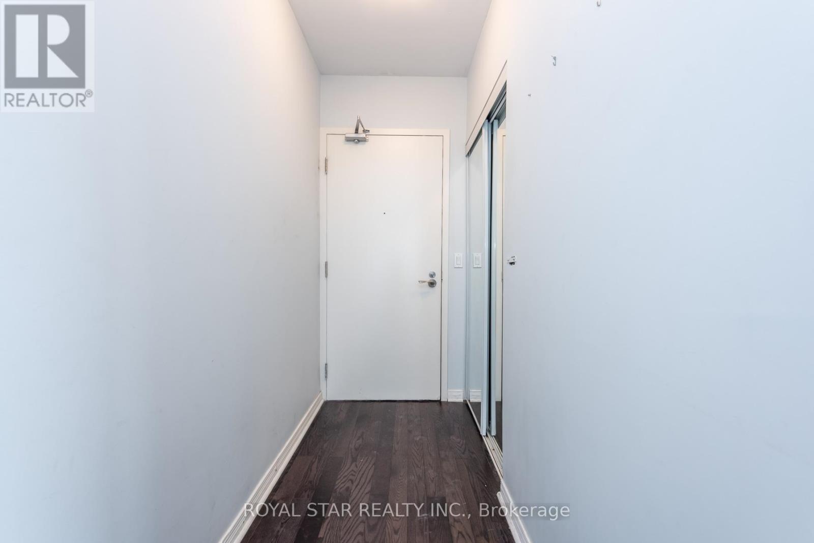 1404 - 2240 Lakeshore Boulevard, Toronto (Mimico), Ontario  M8V 0A9 - Photo 19 - W12857722