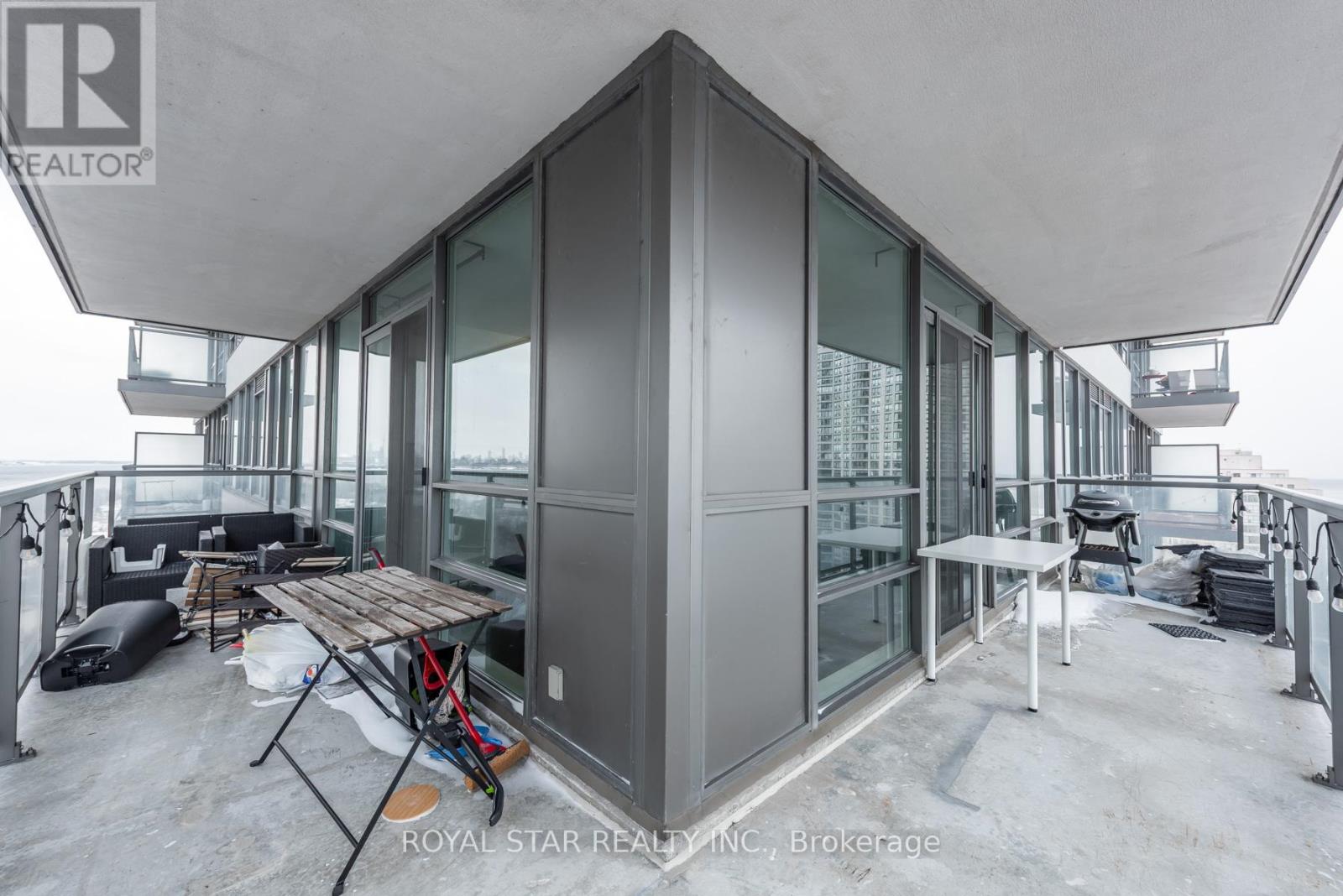 1404 - 2240 Lakeshore Boulevard, Toronto (Mimico), Ontario  M8V 0A9 - Photo 46 - W12857722