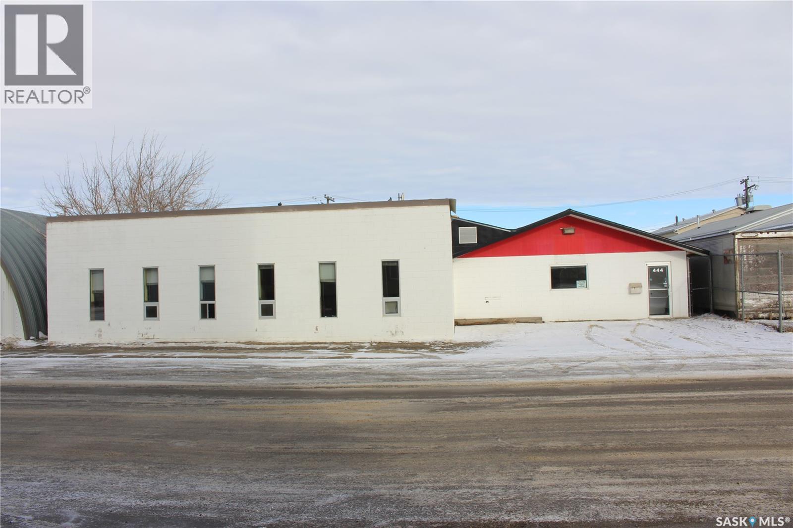 444 RIVER STREET W, Moose Jaw