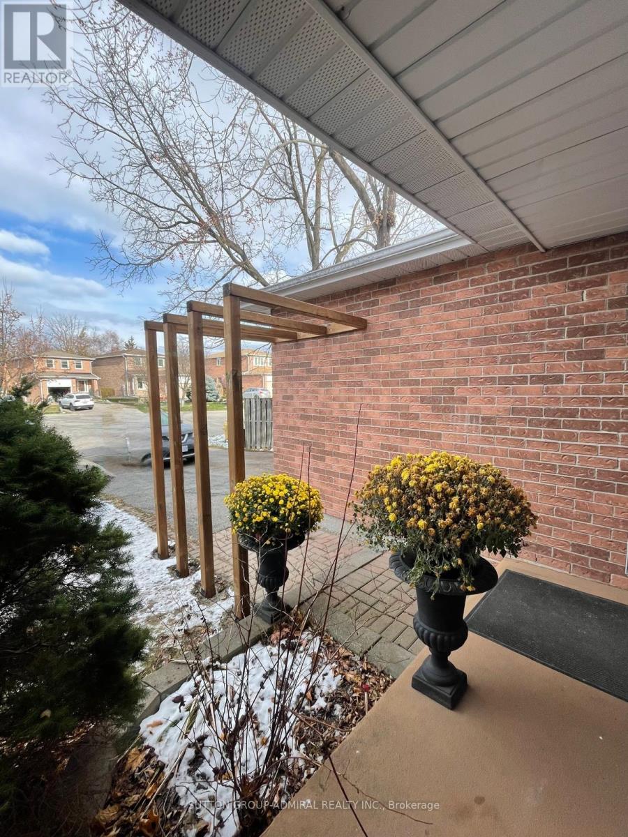 19 Backus Court, Markham, Ontario  L3P 6V6 - Photo 38 - N12748242