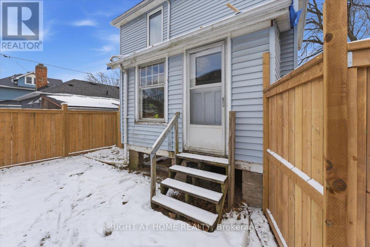 143 Russell Avenue, St. Catharines, Ontario  L2R 1W2 - Photo 30 - X12825822