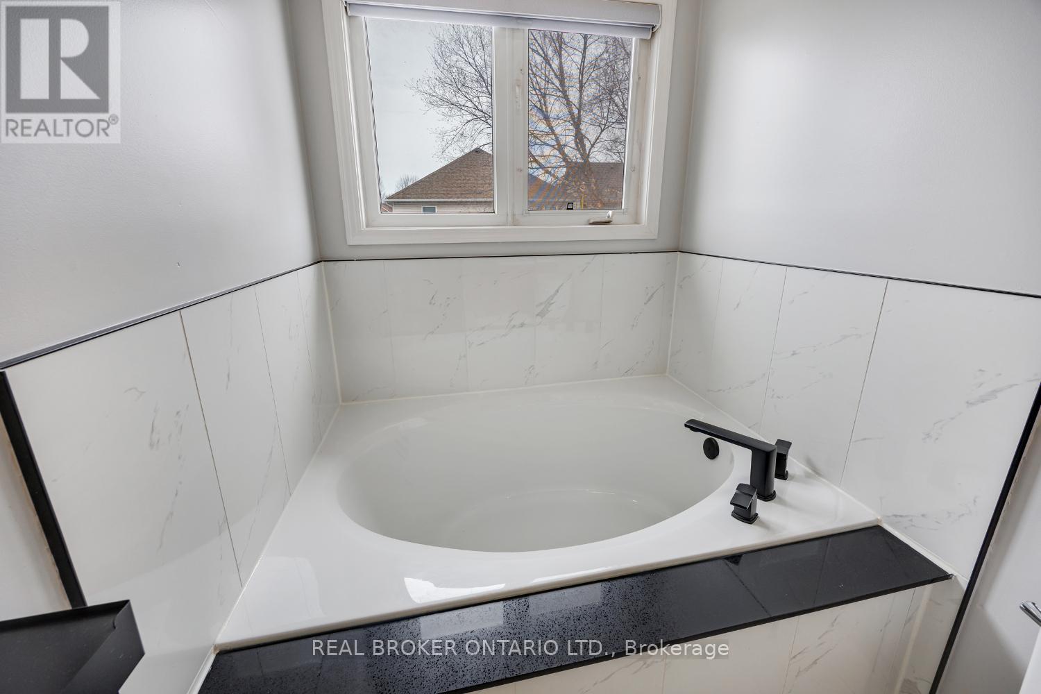 181 Madden Place, Clarington (Bowmanville), Ontario  L1C 5K4 - Photo 27 - E12855170