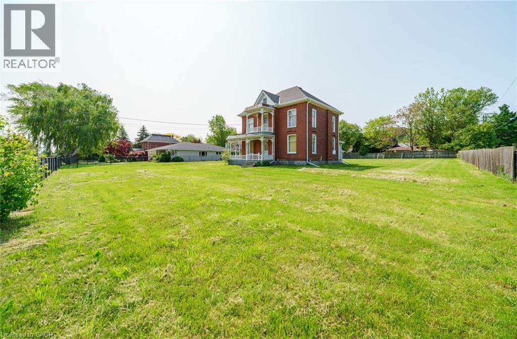 122 Main Street E, Grimsby, Ontario  L3M 1N8 - Photo 2 - 40737836