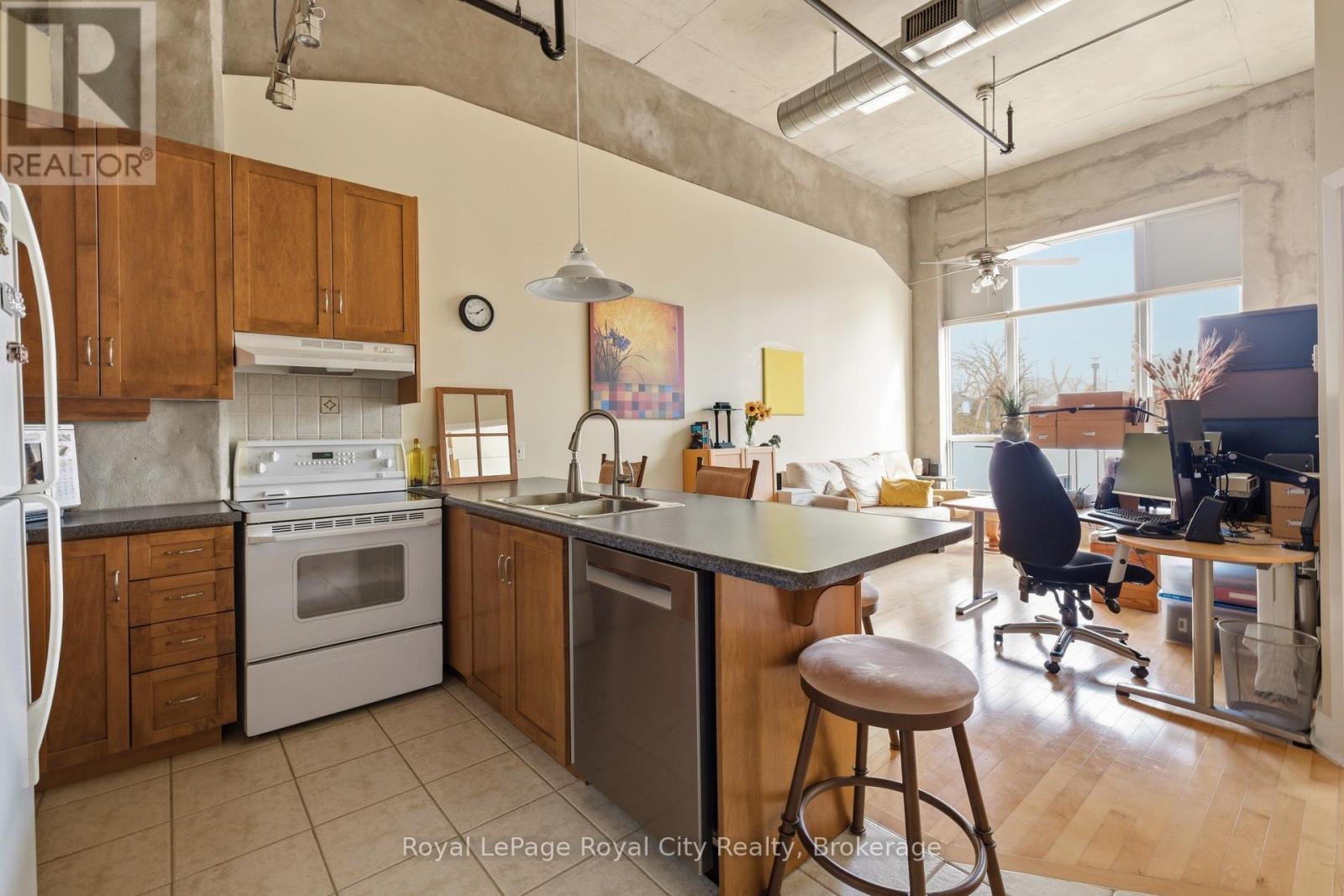 108 - 26 Ontario Street, Guelph, Ontario  N1E 7K1 - Photo 3 - X12854296