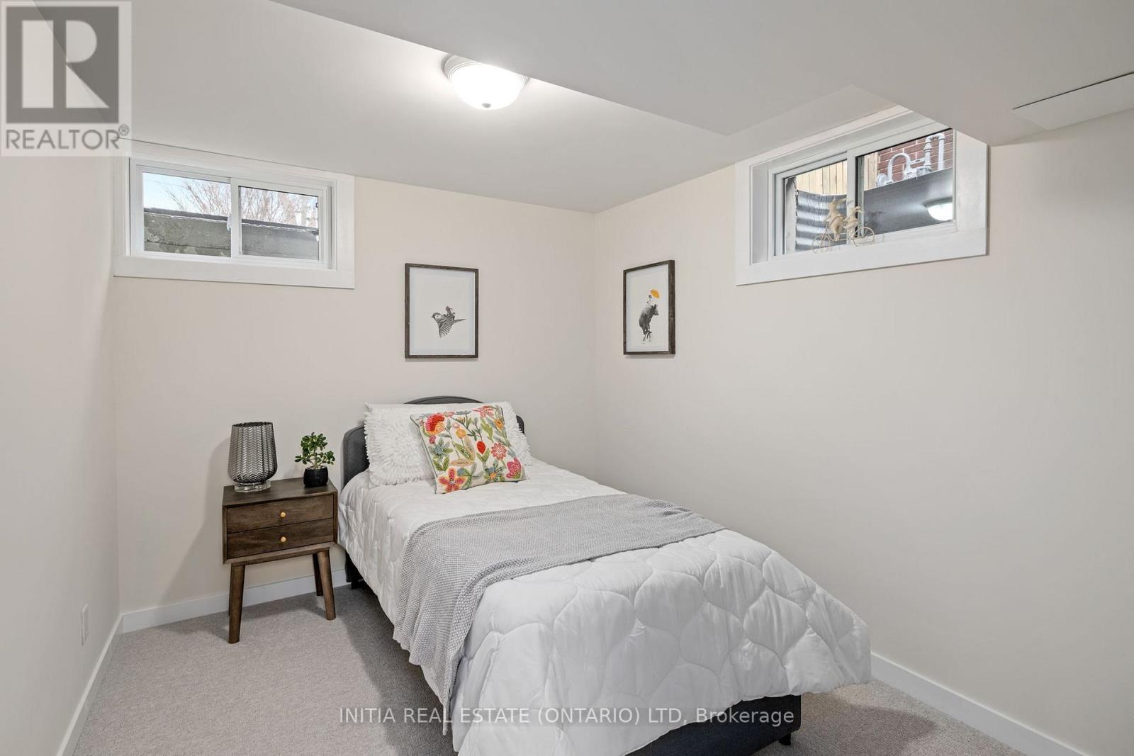 22 Queenston Crescent, London East, Ontario  N5W 1N6 - Photo 20 - X12856252