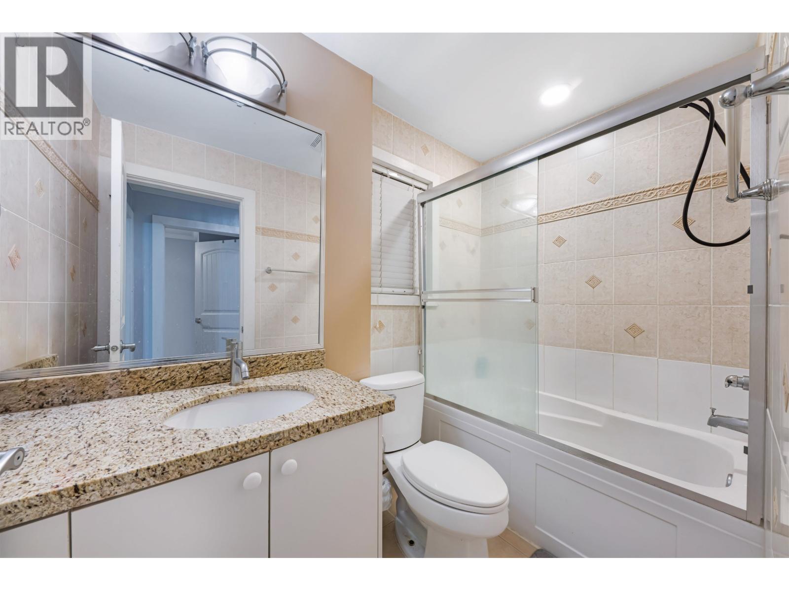 7778 Nanaimo Street, Vancouver, British Columbia  V5P 4M9 - Photo 11 - R3097205