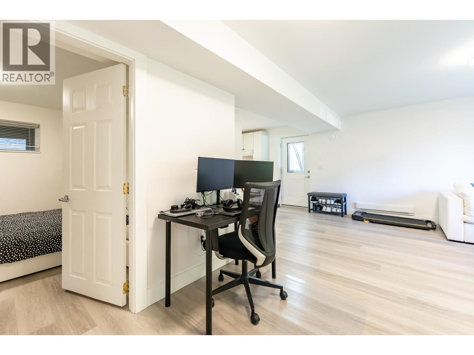 Garden Suite-4605 Prime Street, North Vancouver, British Columbia  V7K 2R5 - Photo 9 - R3097207