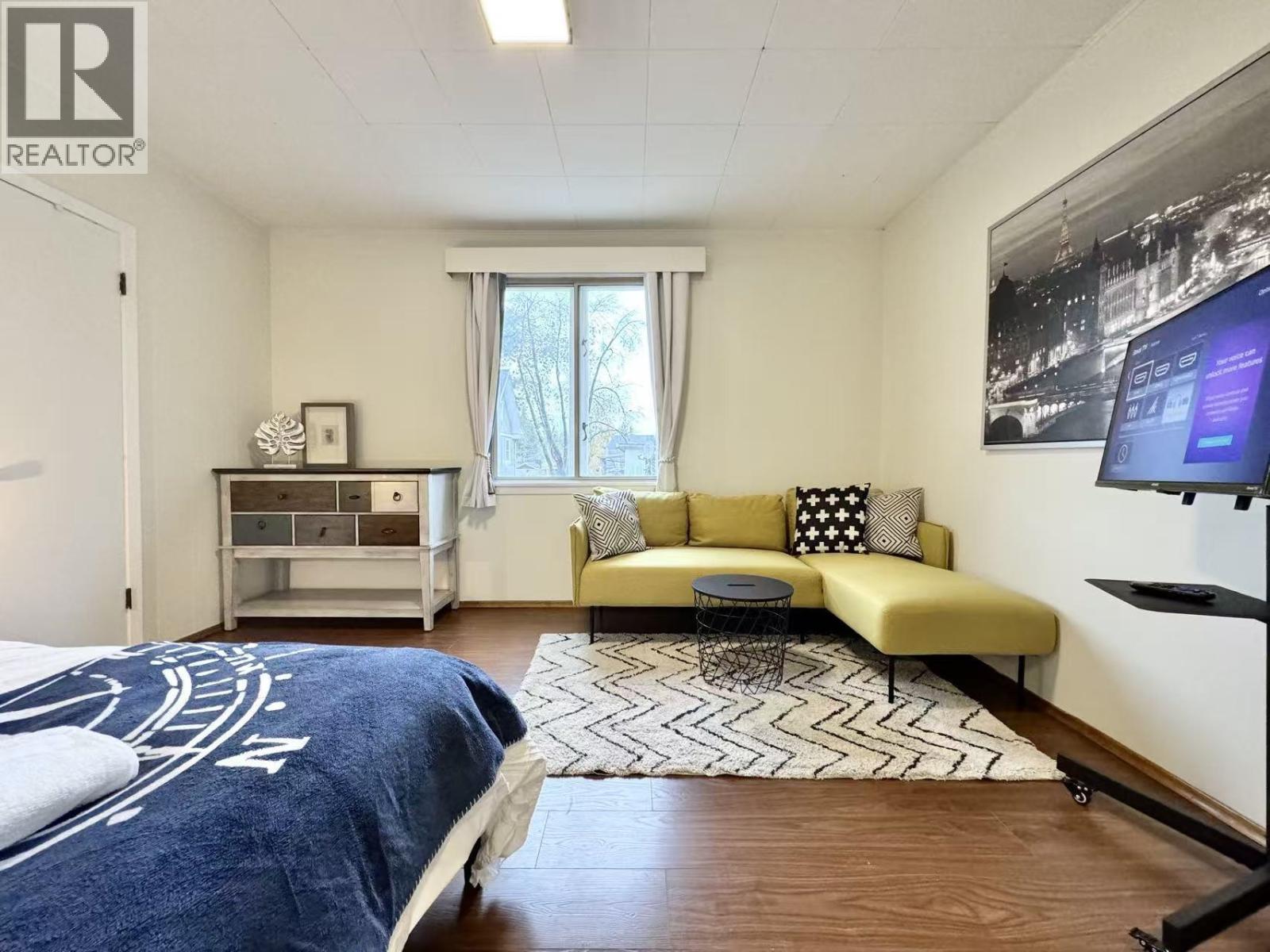 1336 E 11 Avenue, Vancouver, British Columbia  V5N 1Y5 - Photo 3 - R3097209